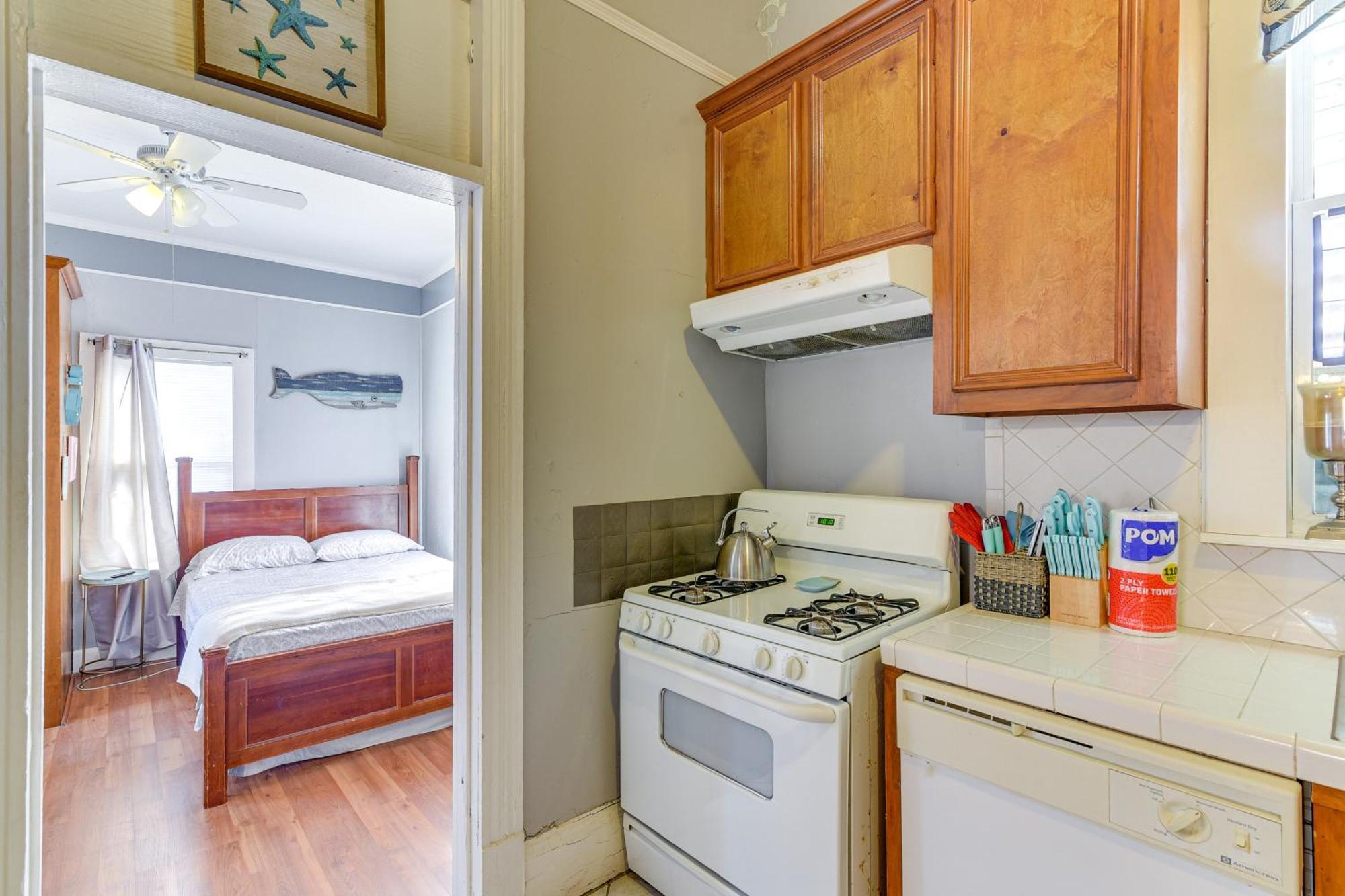 Coastal Galveston Studio About 1 Mi To Beach! Exterior foto